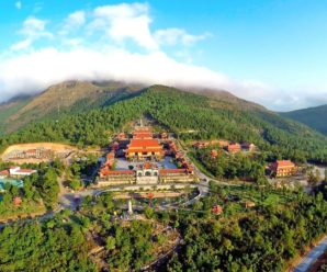 Tour Du lịch Hà Nội – Quảng Ninh 1 ngày: Tham quan Chùa Ba Vàng, Đền Cửa Ông